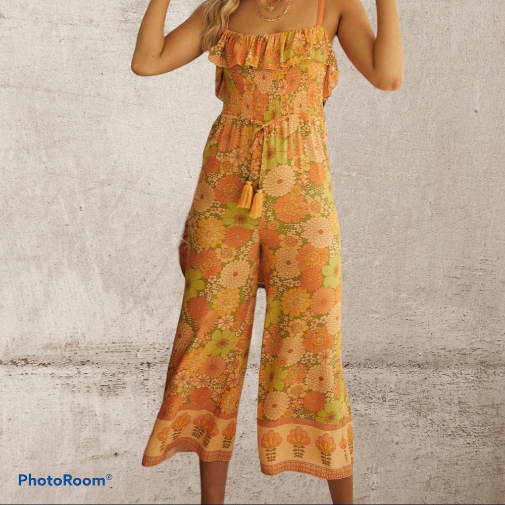 ⚡️SOLD⚡️EUC Nine Lives Bazaar daydream jumpsuit in color golden palm.